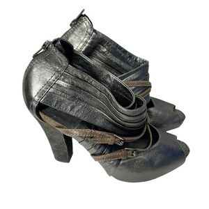 Apepazza Lisbona Peep Toe Pewter Leather Pumps Heels Zipper Closure